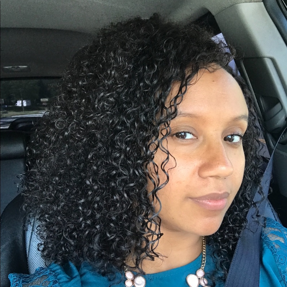 Meet your Posher, Selam